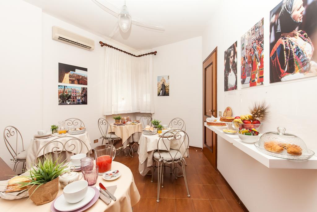 La Tuia E Il Tasso Bed & Breakfast Cagliari Eksteriør bilde
