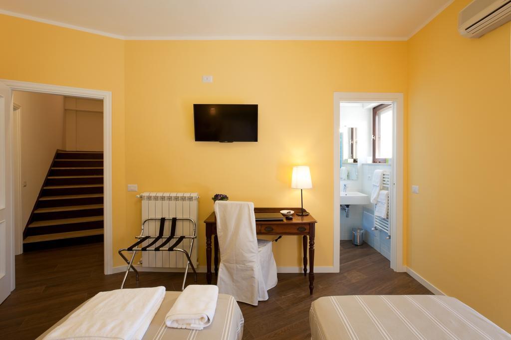 La Tuia E Il Tasso Bed & Breakfast Cagliari Rom bilde