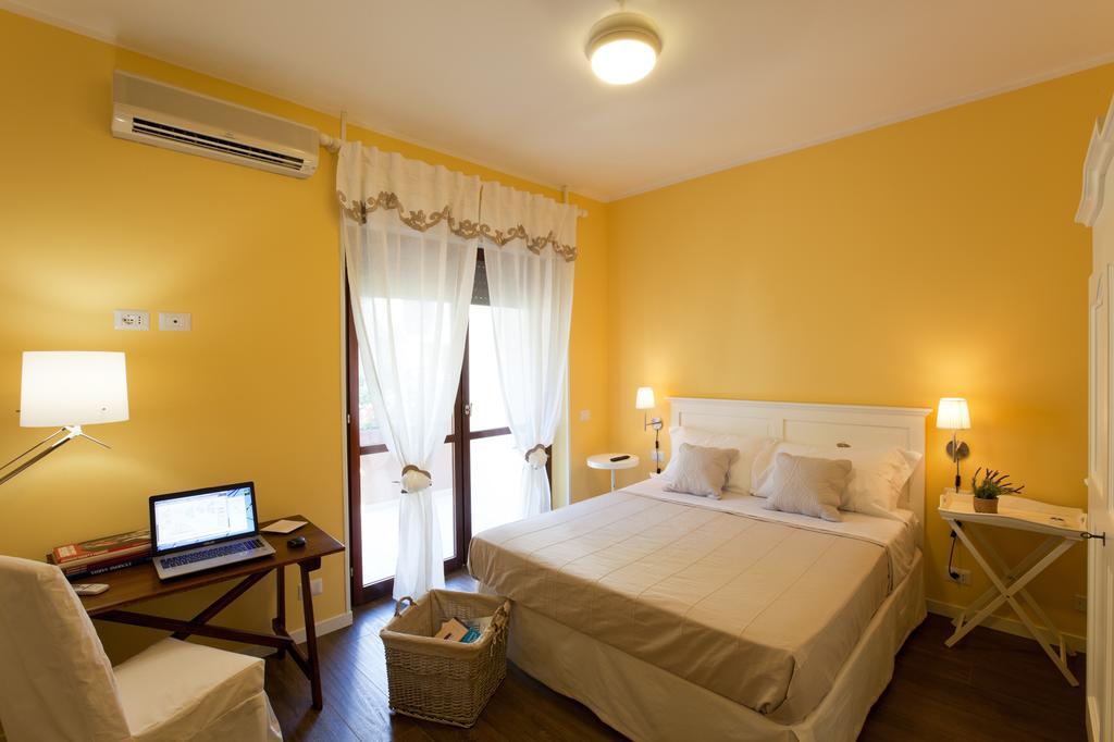 La Tuia E Il Tasso Bed & Breakfast Cagliari Rom bilde